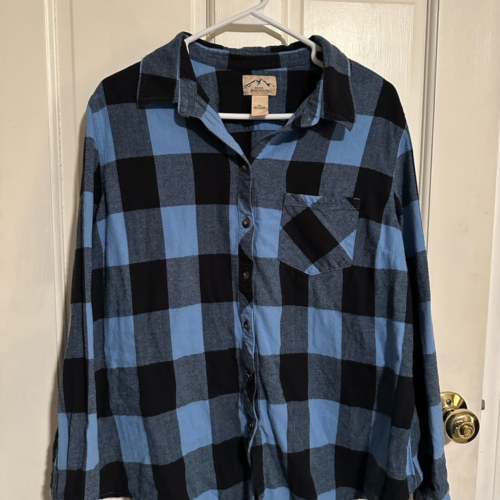 Women's Blue and Black Plaid Button Down Shirt